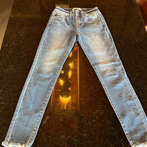 New without tags kancan jeans